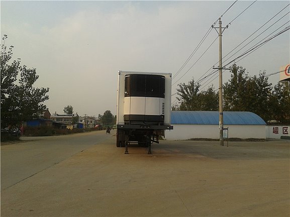 半掛冷藏車15米(美國進口機組)
