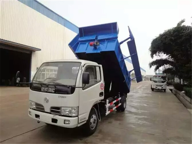 東風小多利卡自卸帶翼展垃圾車