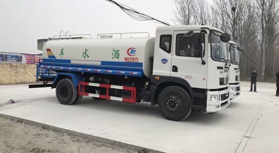 12方灑水車--東風T3