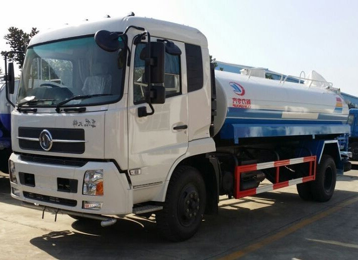 12噸灑水車--國五天錦