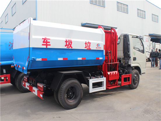 東風福瑞卡自裝卸(掛桶)5方垃圾車