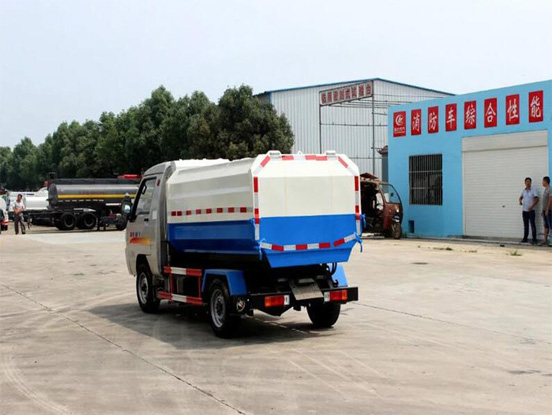 凱馬自裝卸(掛桶)3方垃圾車(可上藍牌)