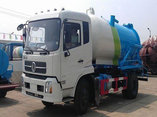 東風天錦平頭8立方吸汙車