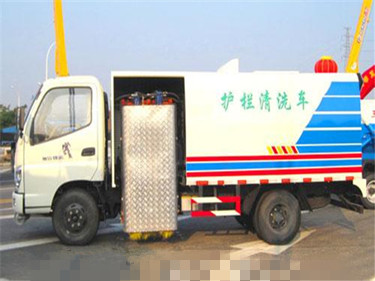 慶鈴護欄清洗車