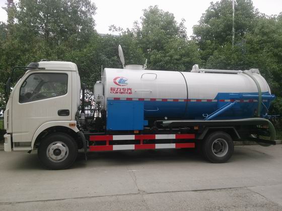 多利卡高壓清洗吸汙車(水罐3立方,汙水罐3.5立方)