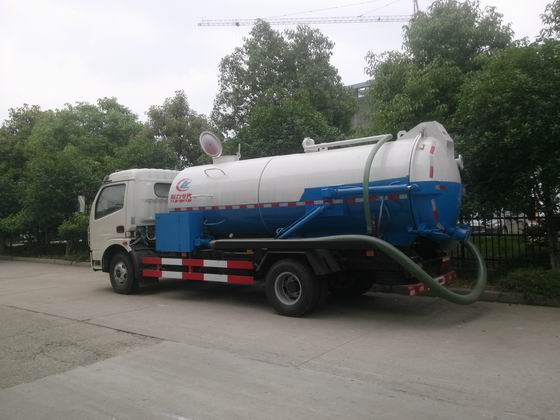 多利卡高壓清洗吸汙車(水罐3立方,汙水罐3.5立方)