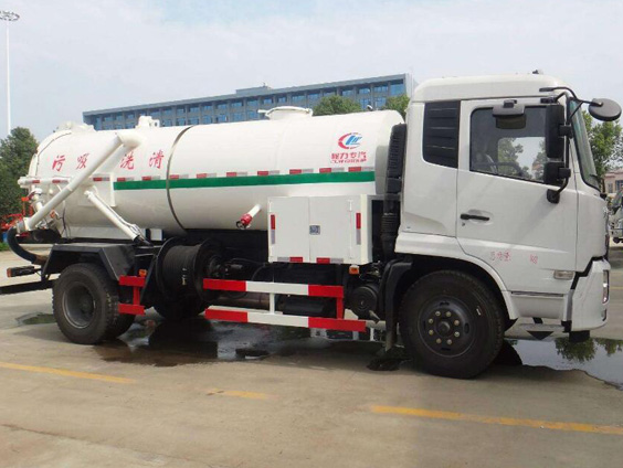 天錦清洗吸汙車(水罐4方,汙水罐5方)