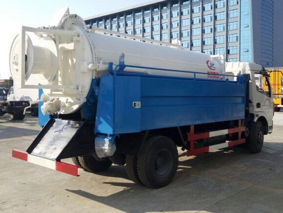 8噸聯合疏通車(水罐2.5方,汙水罐5.5方)