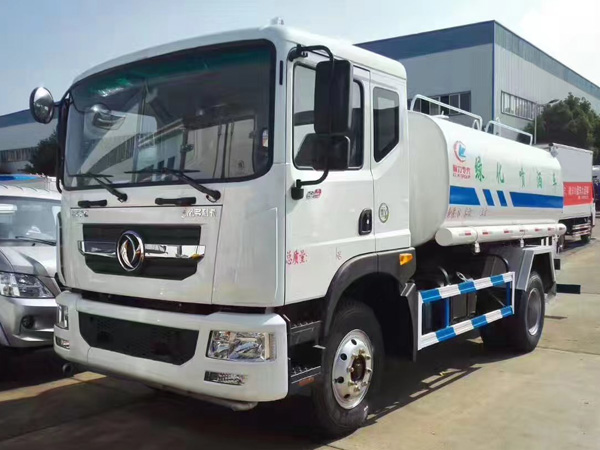 12噸灑水車(多利卡D9谈球吧app赛事分析报告)