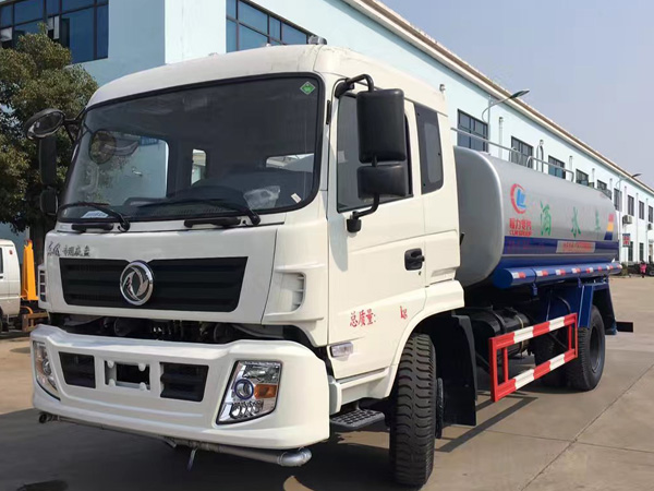 12-14噸灑水車(新款東風專底灑水車)
