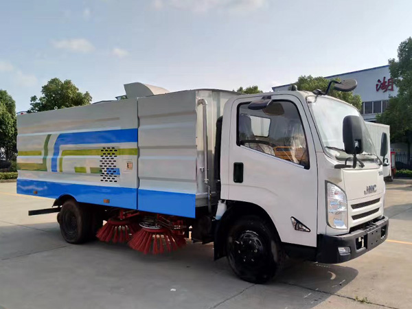 江鈴掃路車(水箱3方/塵箱5方)