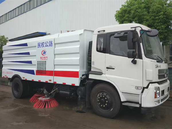 東風天錦掃路車(水箱4方/塵箱8方)