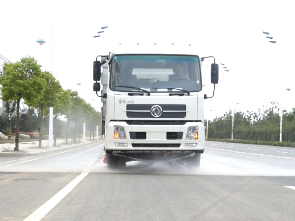 東風天錦洗掃車(水箱9方/塵箱7方)