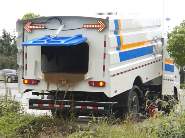 東風天錦洗掃車(水箱9方/塵箱7方)