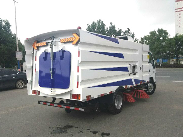 五十鈴清掃車(水箱1.5方/塵箱4方)