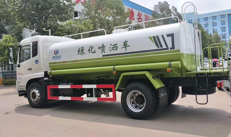 12/14噸灑水車--國六天錦