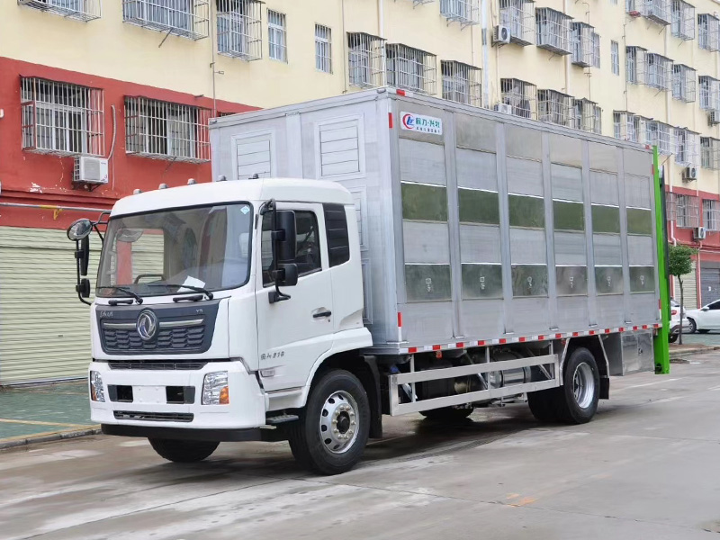 運豬車(東風天錦6.8米)
