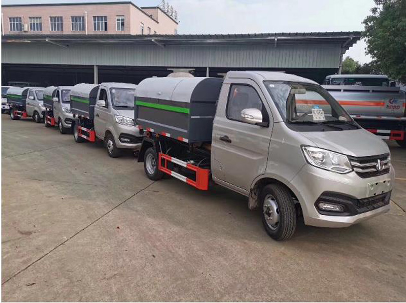 長安3方勾臂垃圾車（後單輪）
