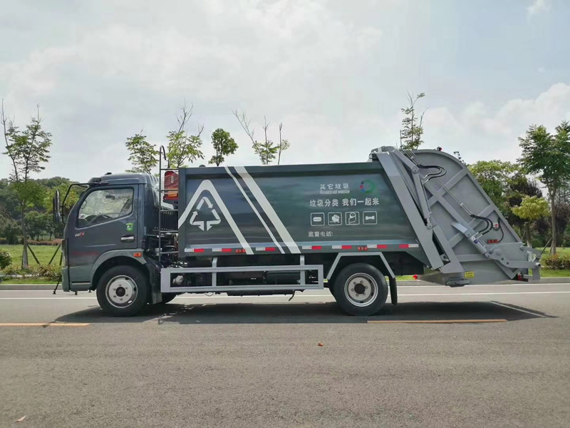8方垃圾壓縮車(京牌環保)