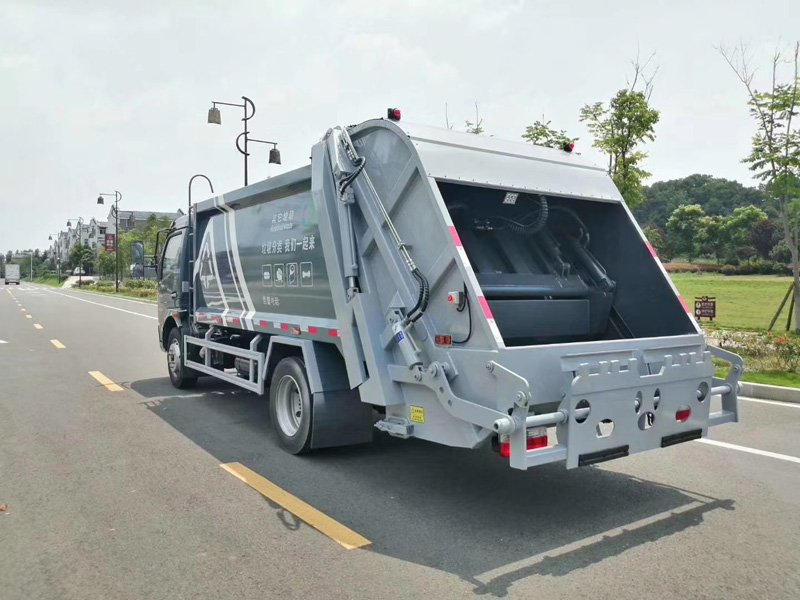 8方垃圾壓縮車(京牌環保)