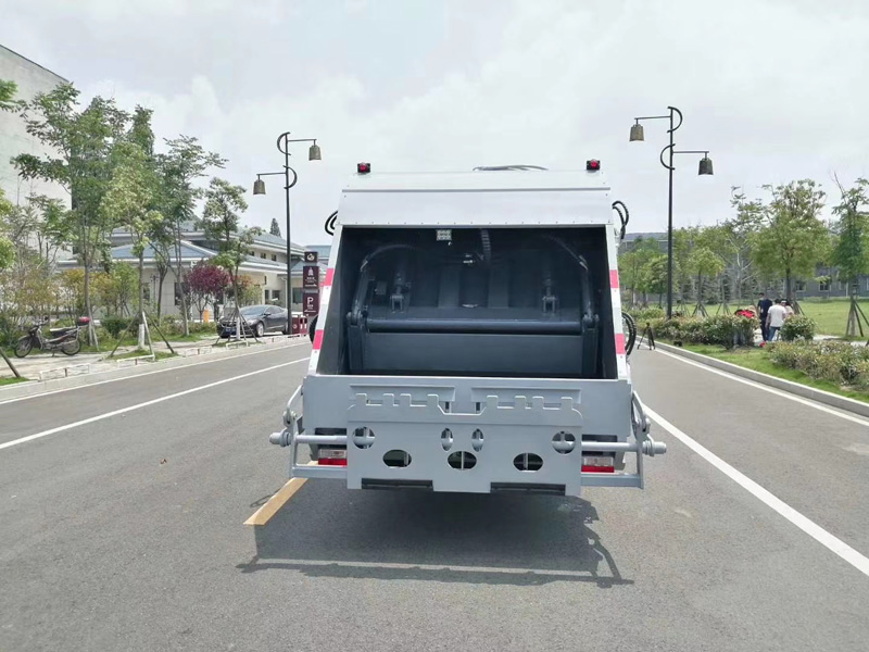 8方垃圾壓縮車(京牌環保)