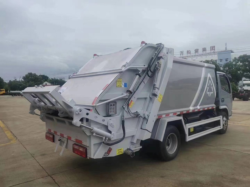 6方壓縮垃圾車