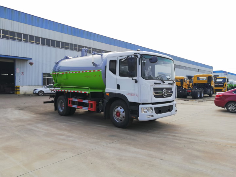 東風D9吸汙車(容積12方)